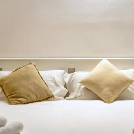 Romantic Getaway On Como! Private Box, Wifi Como