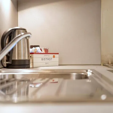Apartamento Romantic Getaway On Como! Private Box, Wifi Como